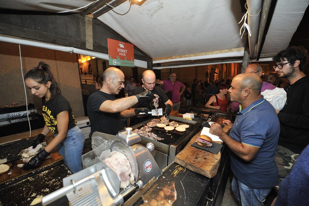 vecchio carro stand street food sicily food festival 1024 x 681